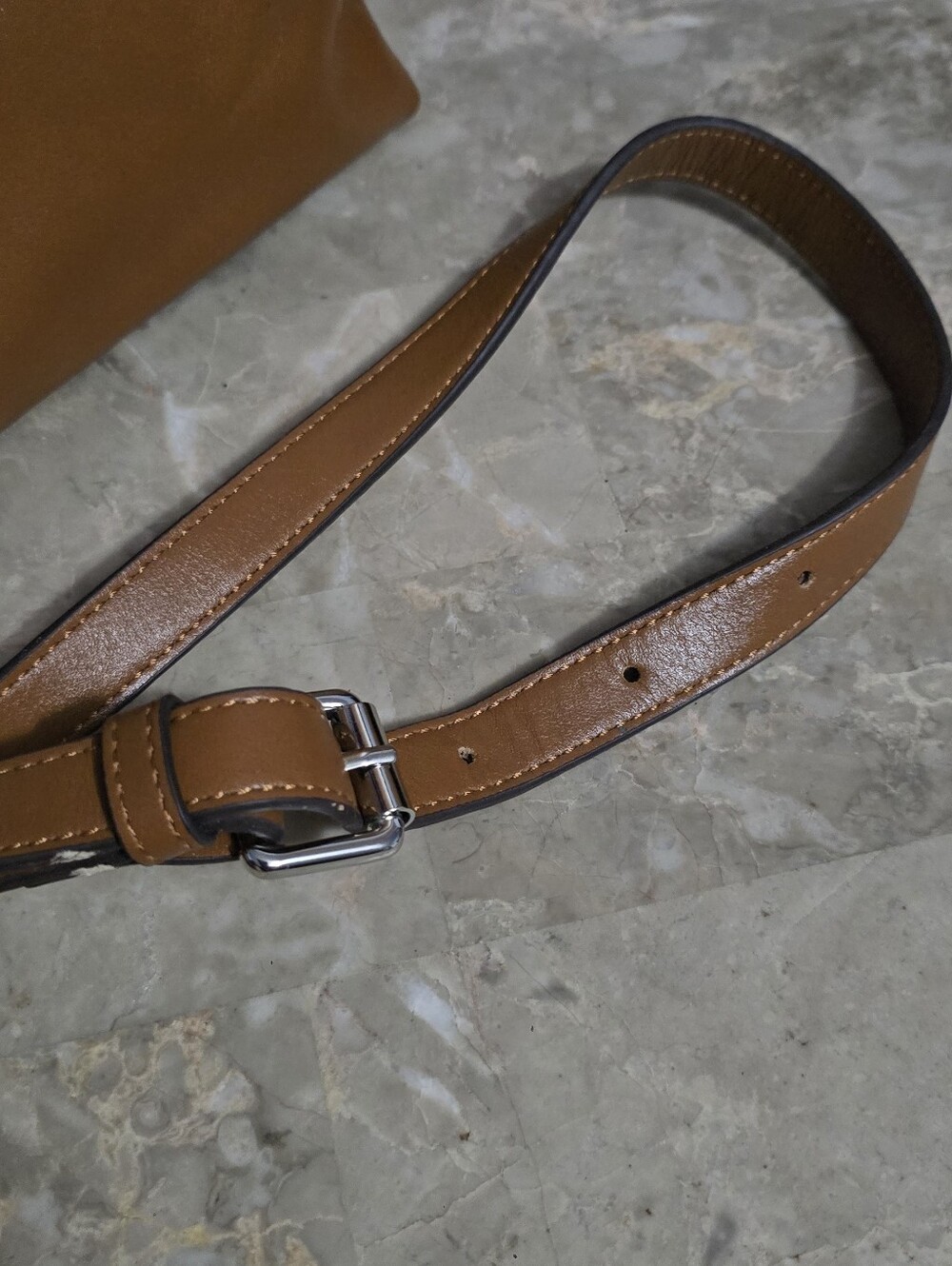 Lodis Rodeo Chain Izabelia Brown Italian Leather Crossbody Bag - Picture 11 of 16